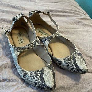 Snakeskin Steve Madden Flats